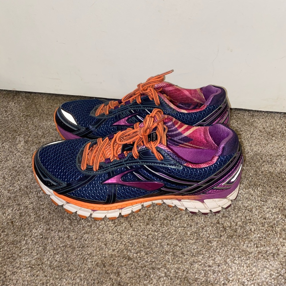Brooks Adrenaline GTS Shoes